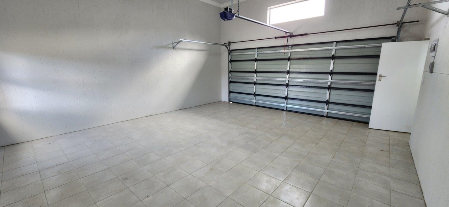 3 Bedroom Property for Sale in Dana Bay Western Cape